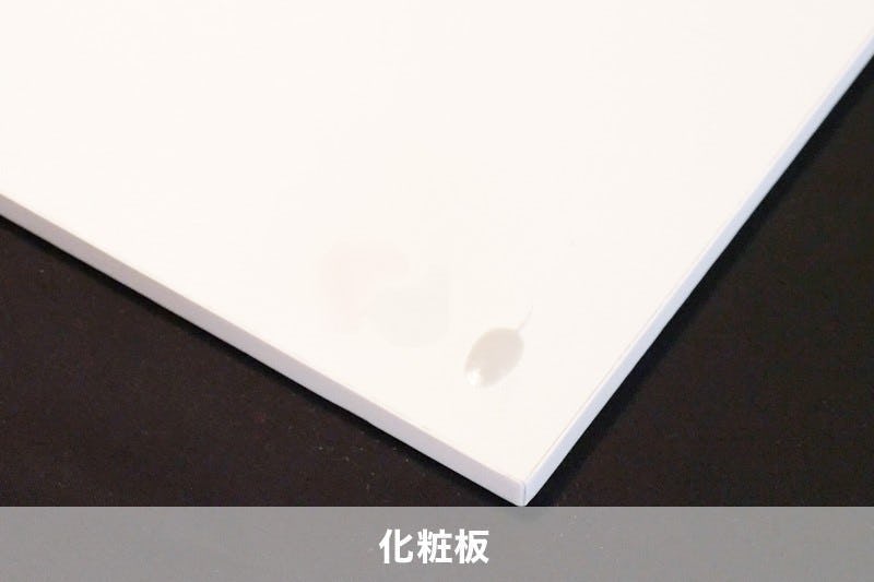 ネイルテーブルの天板】ガラスのテーブルトップが良い理由