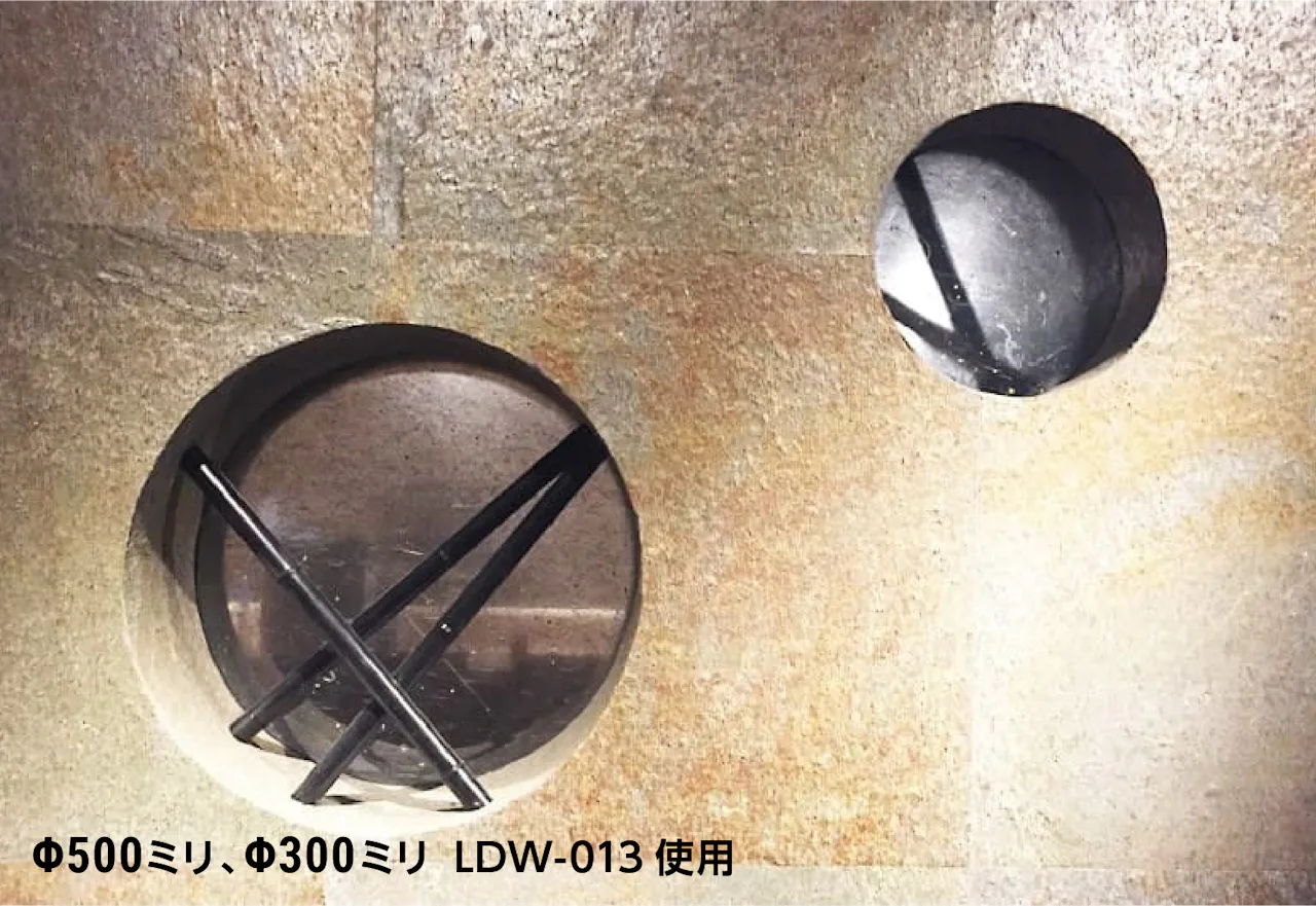 和紙ガラス(和紙調・和風ガラス) - 使用事例：店舗の装飾窓に