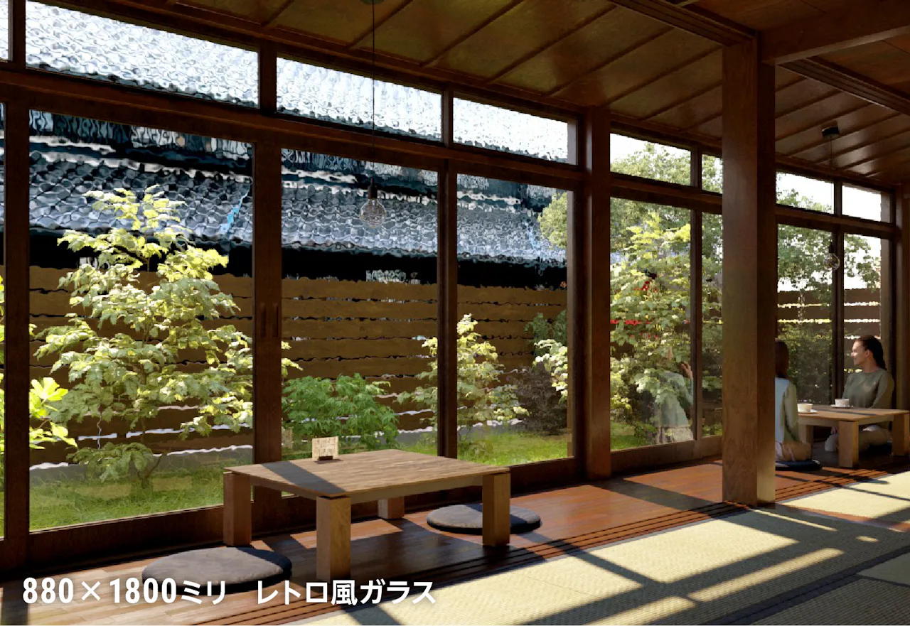 古民家カフェの窓に