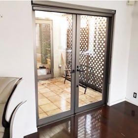 ペアガラス - 使用事例:ドア窓に