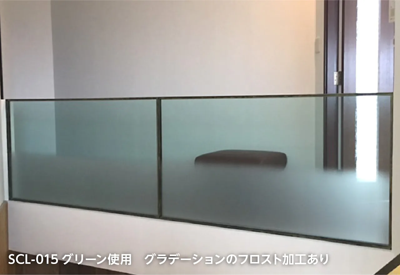 カラー合わせガラス - 使用事例：住宅の間仕切りに