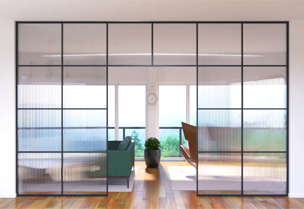 モールガラスの使用事例／パーテーションに