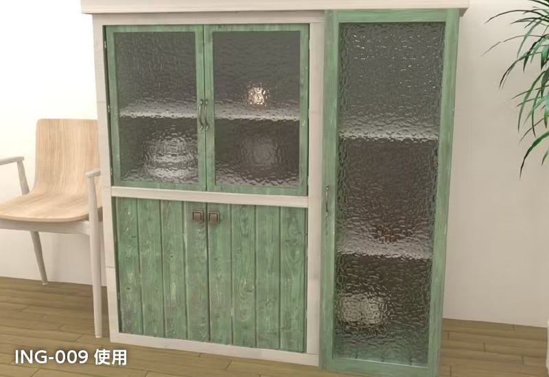 家具の扉にウィズマーク製ガラス「インテリアデザインガラス」を使用した事例