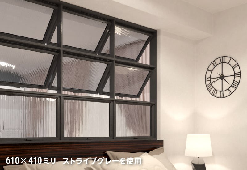 住宅の室内窓にAGC製ガラス「ハンドクラフトグラス HC-SG ストライプグレー」を使用した事例