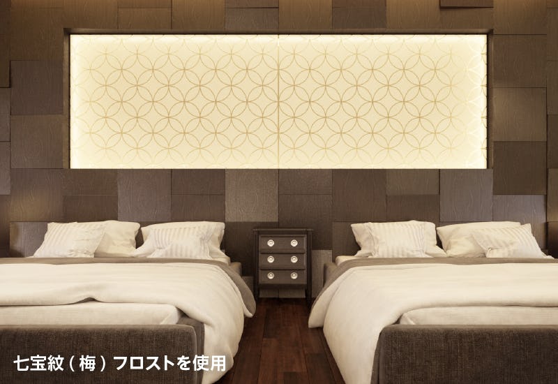 旅館の壁面装飾に和風ガラス「切子風ガラス」を使用した事例