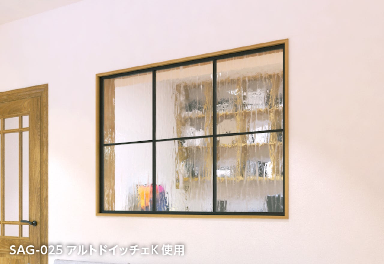 室内窓としてアンティークガラスを使用したアイアン窓の事例