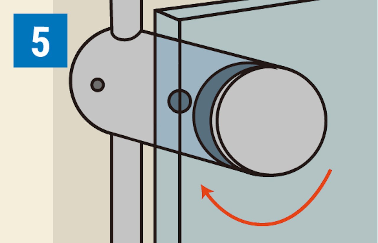 スライド式「ガラスサインボード」をボルト型で取り付ける方法⑤/ホルダーにサインを取り付ける