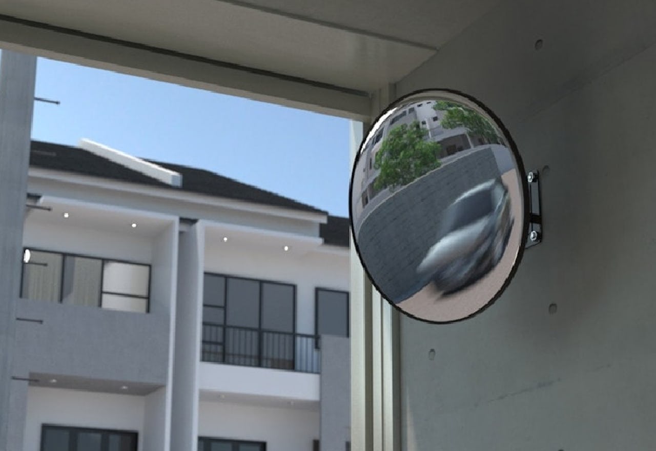 駐車場のカーブミラーに「アクリル半球」使用した事例