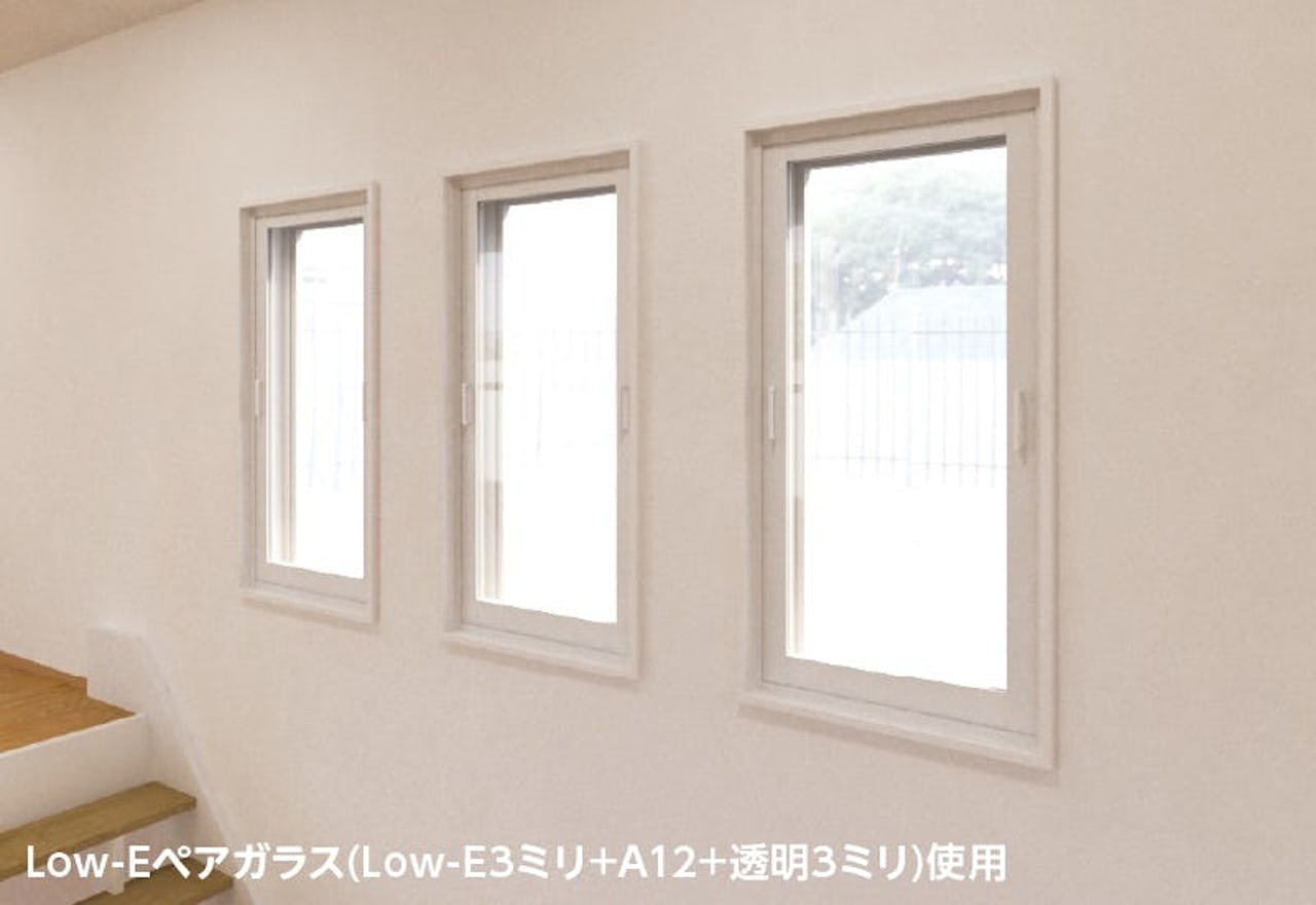 階段の窓を断熱効果のある「メルツエンサッシ内窓 FIX窓(ケンドン)」でリフォームした事例