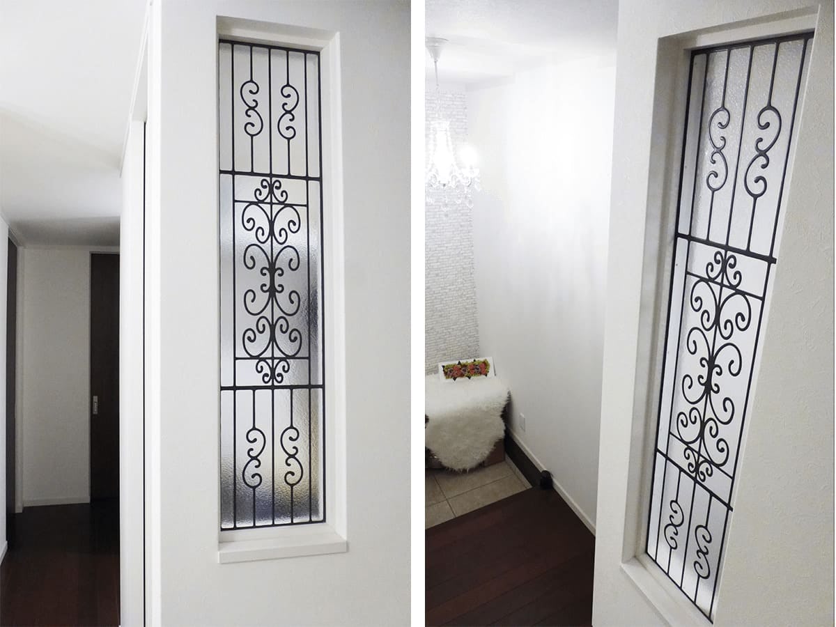 シンプルながら奥が深い！玄関横の窓に「ラインアート」を設置した事例