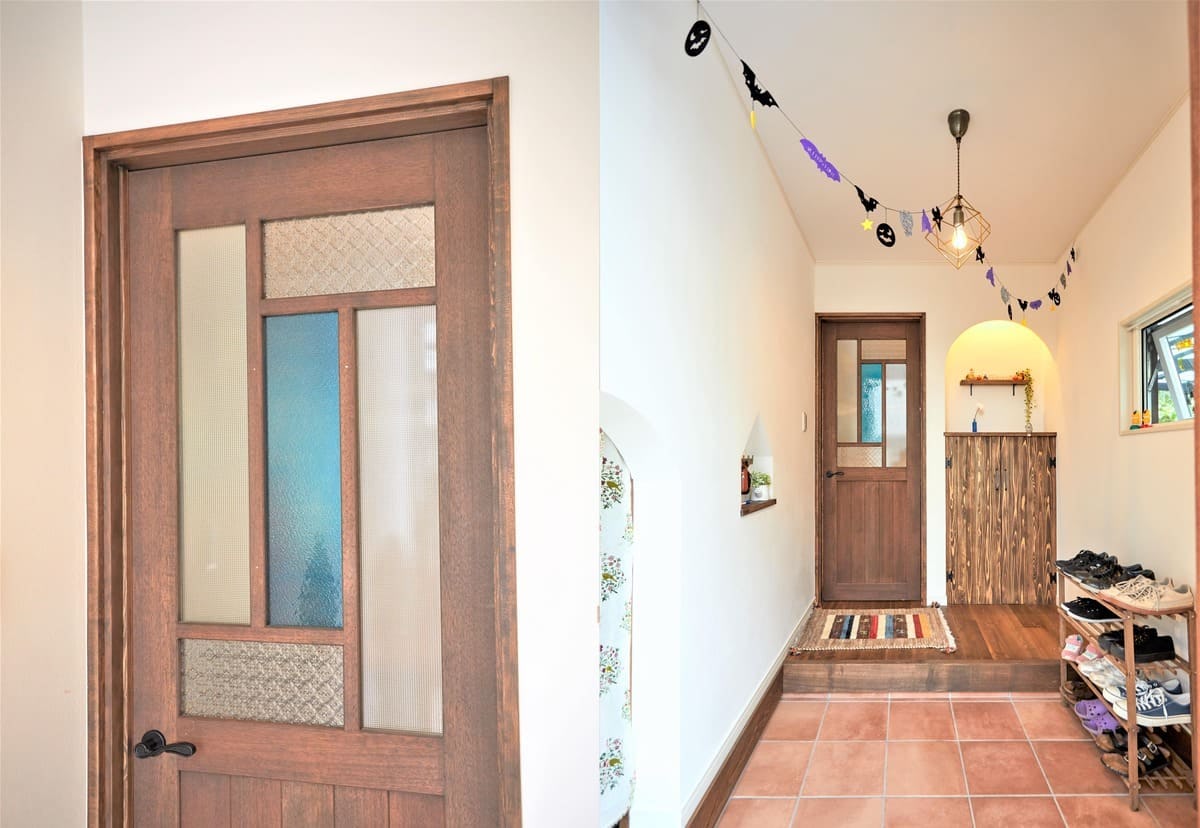 木製ドアに使用したデザインガラス