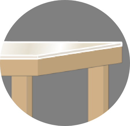 アンティーク風なデザインガラスのテーブル天板／カフェの内装