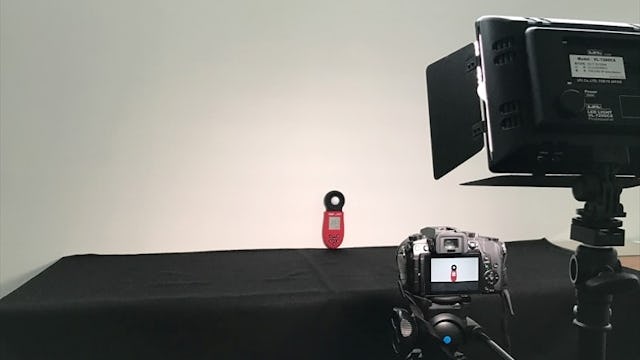 単板ガラス、複層ガラス、Low-E複層ガラスの光の通し方を比較するための実験セット