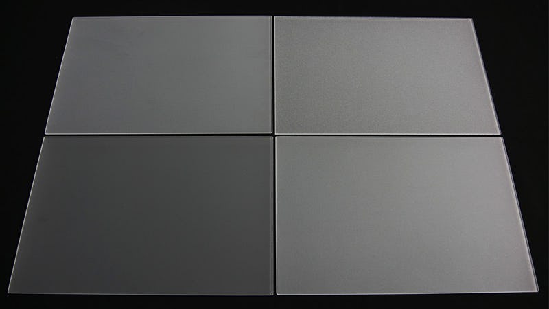 写真で比較 すりガラス は粒度によって見え方 粗さ が異なる オーダーガラス板 Com 写真で比較 すりガラス は粒度によって見え方 粗さ が異なる オーダーガラス板 Com