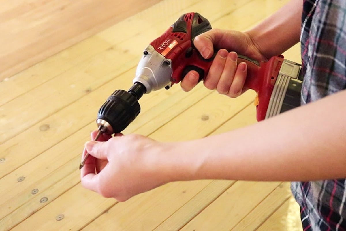 ガラス瓶 に 穴あけ はできる 実際に工具を使って穴をあけてみた オーダーガラス板 Com ガラス瓶 に 穴あけ はできる 実際に工具を使って穴をあけてみた オーダーガラス板 Com