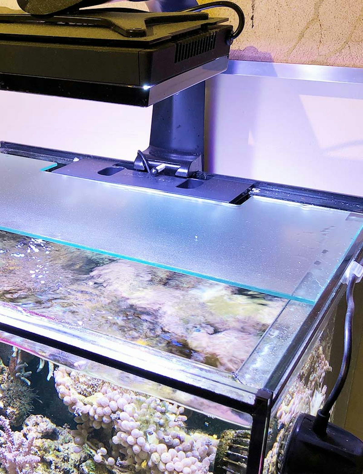 水槽の蓋にフロストガラスを設置/K様(1)