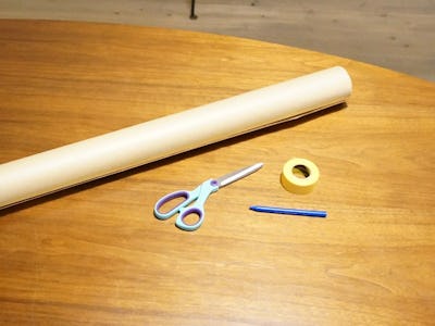 複雑な形のテーブルの型紙・採寸手順① - 「模造紙」「マスキングテープ」「クーピーペン」「ハサミ」を準備
