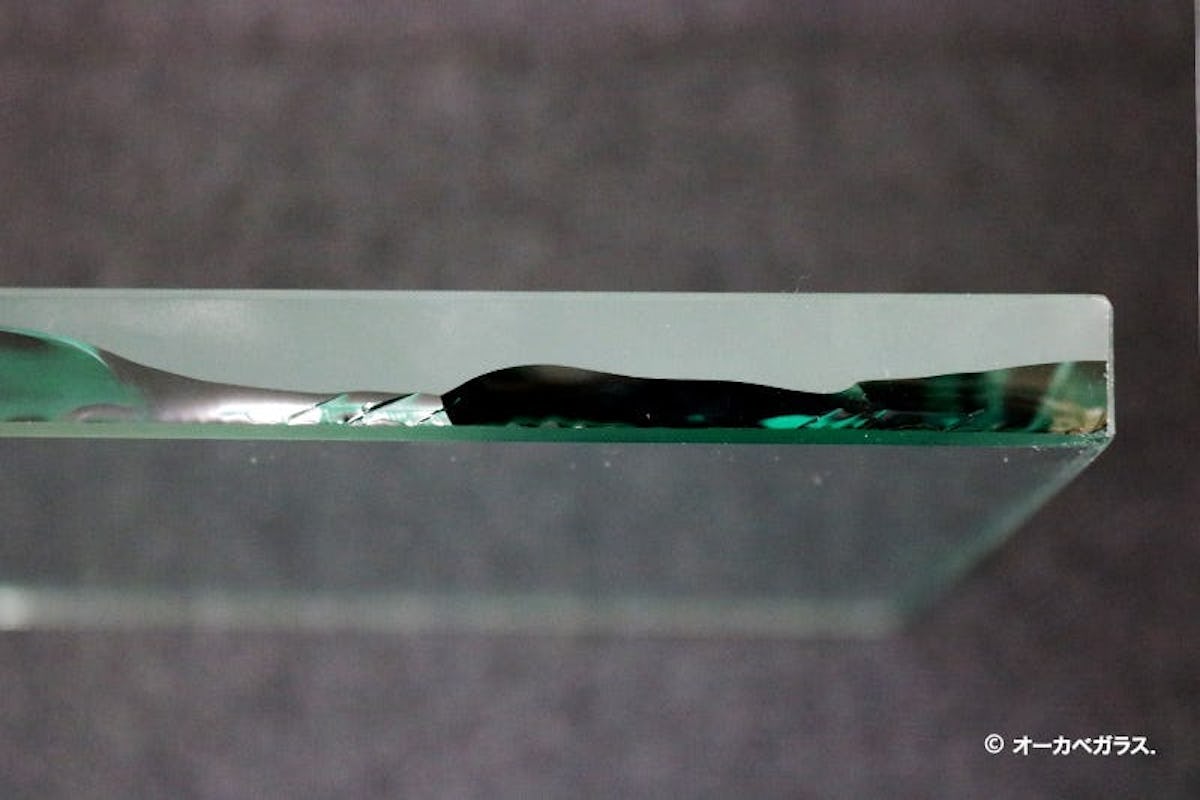 フロートガラス(19ミリ)の切断面 (3)