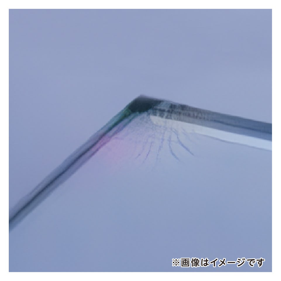 偏光板を使うと、強化ガラスと普通のガラスを見分けることができる