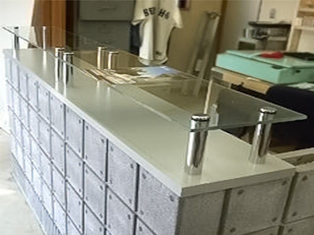 キッチンカウンターに敷くガラス天板