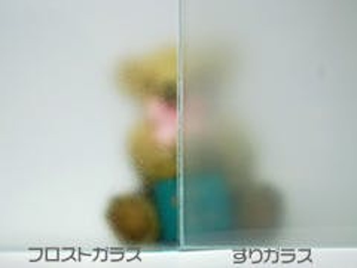 フロストガラスとすりガラスの違い