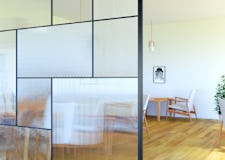 【ガラス間仕切り】デザインや厚みの選び方/おすすめのガラス