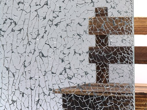 グレー色ガラス／内装用】クラックガラス／わざとヒビ入り