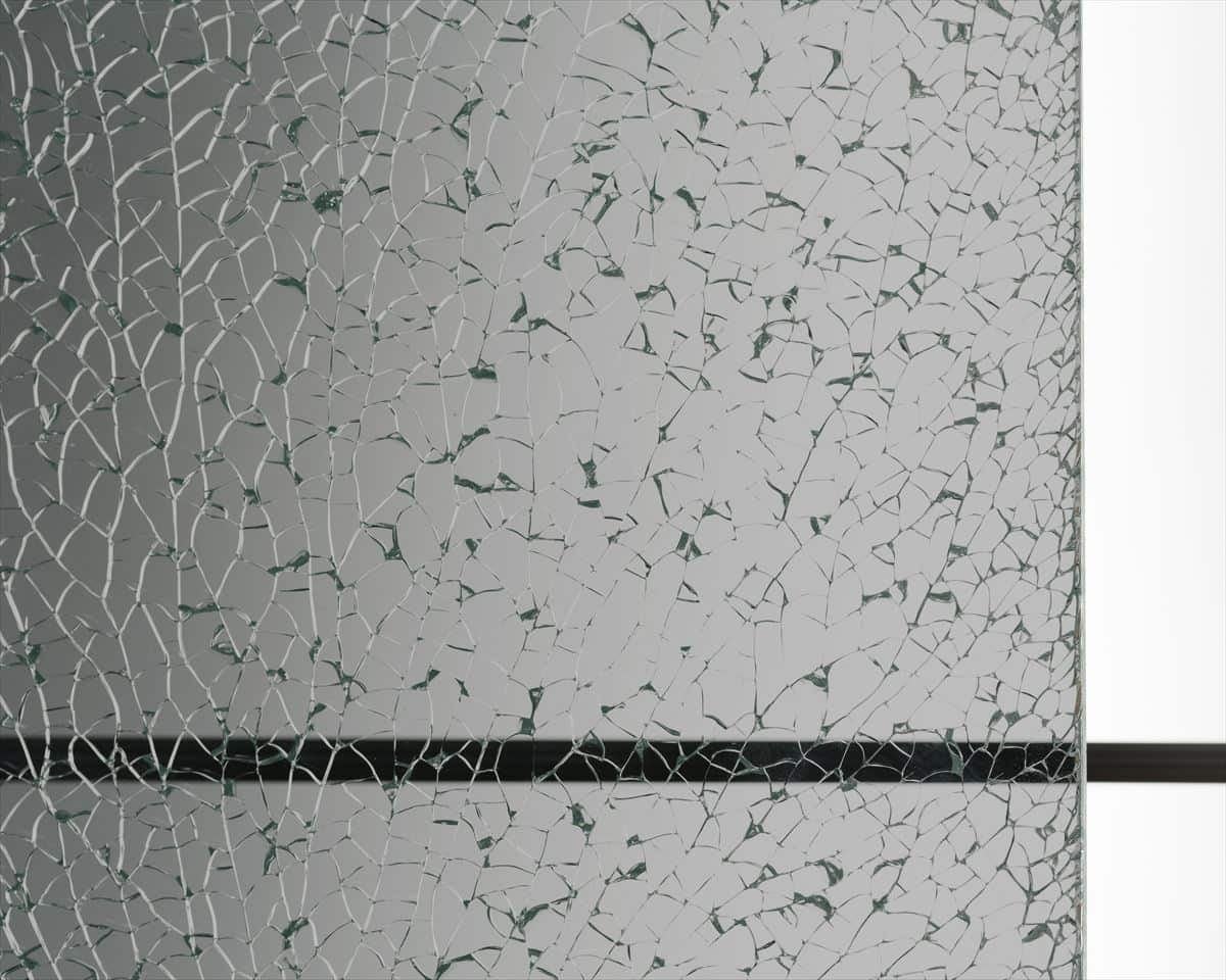 グレー色ガラス／内装用】クラックガラス／わざとヒビ入り