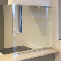 キッチン油はねガード(ウォールタイプ)